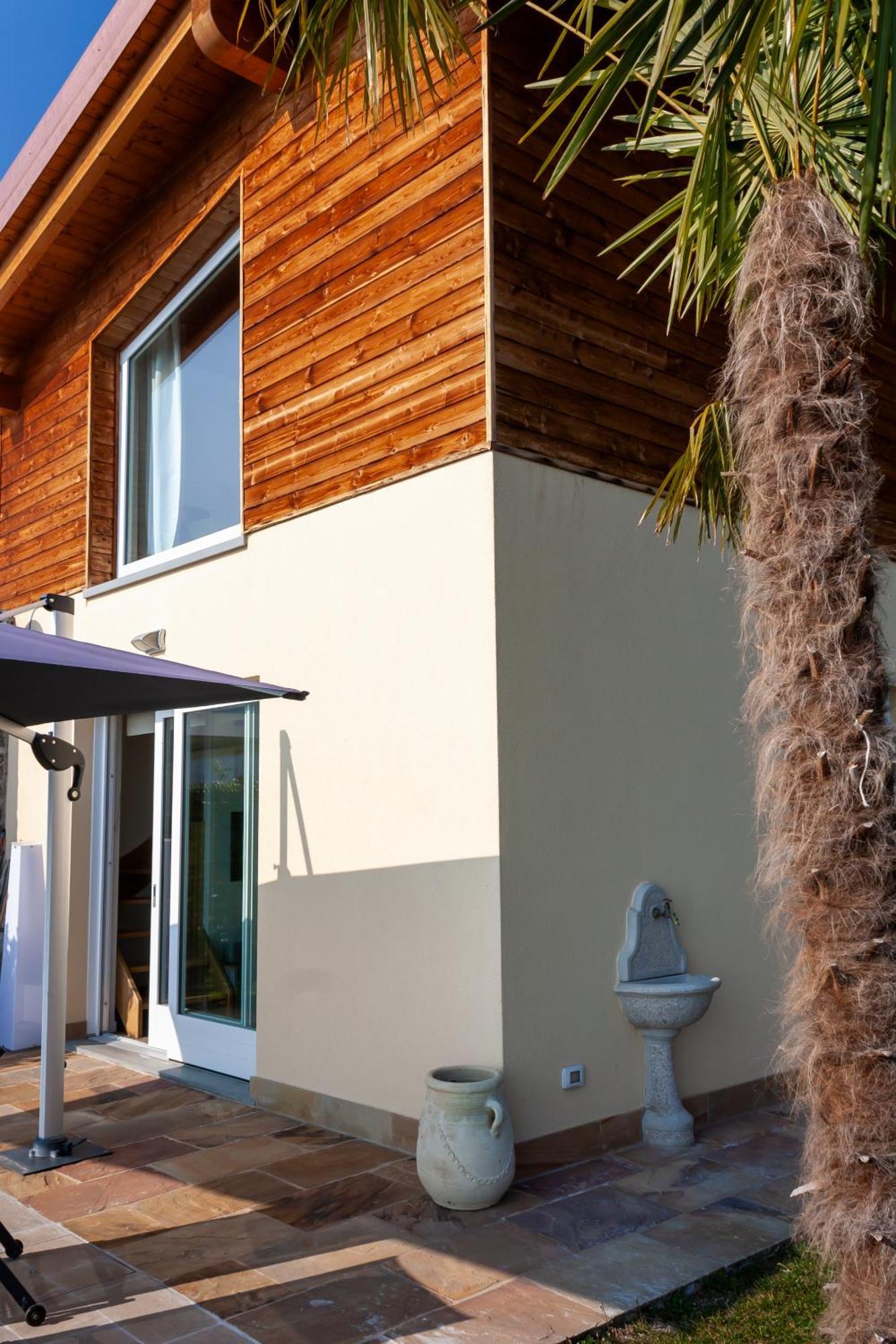 Mia Isola With Lake View, Garden And Swimming Pool Parzanica Εξωτερικό φωτογραφία