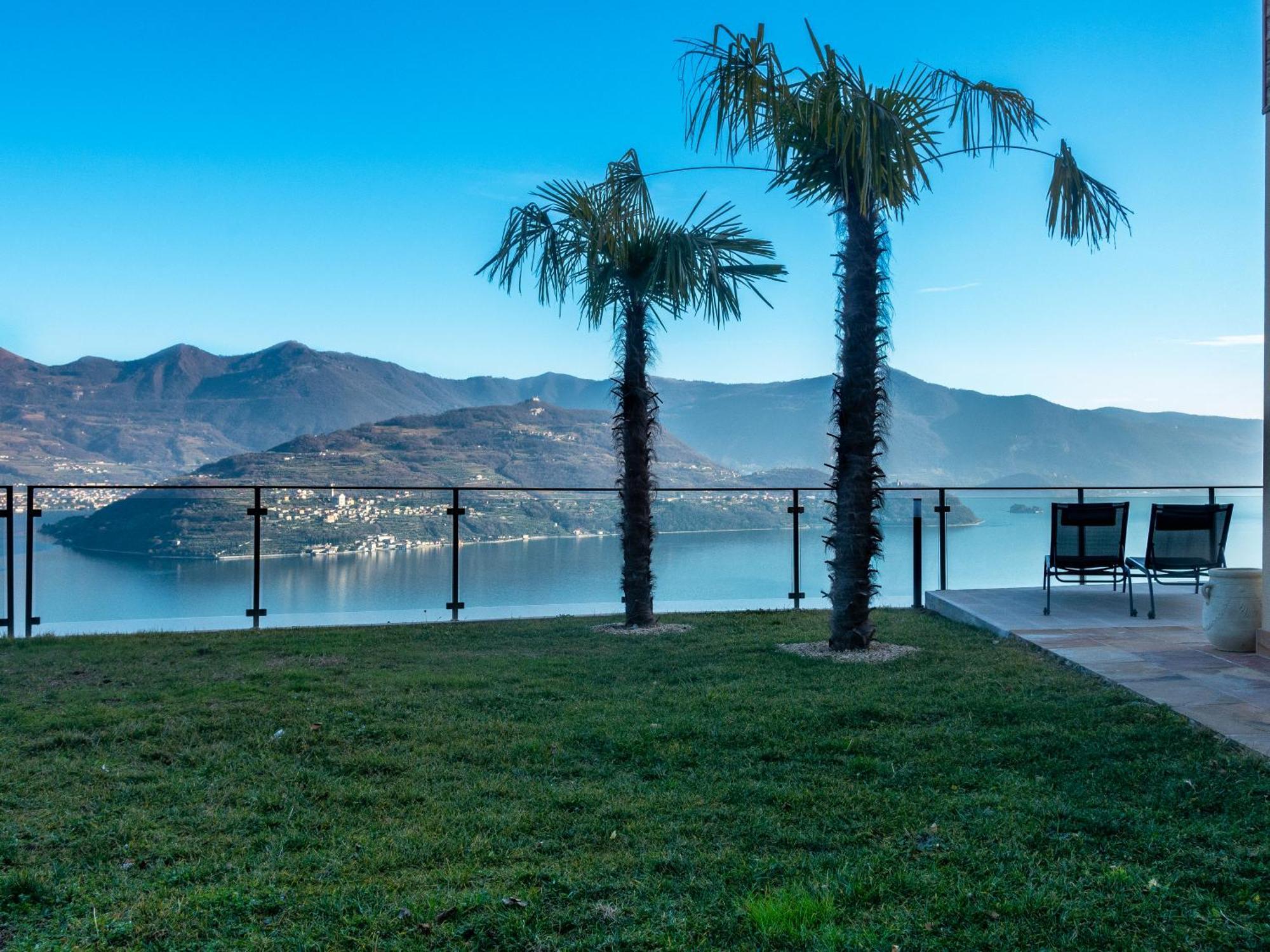 Mia Isola With Lake View, Garden And Swimming Pool Parzanica Εξωτερικό φωτογραφία