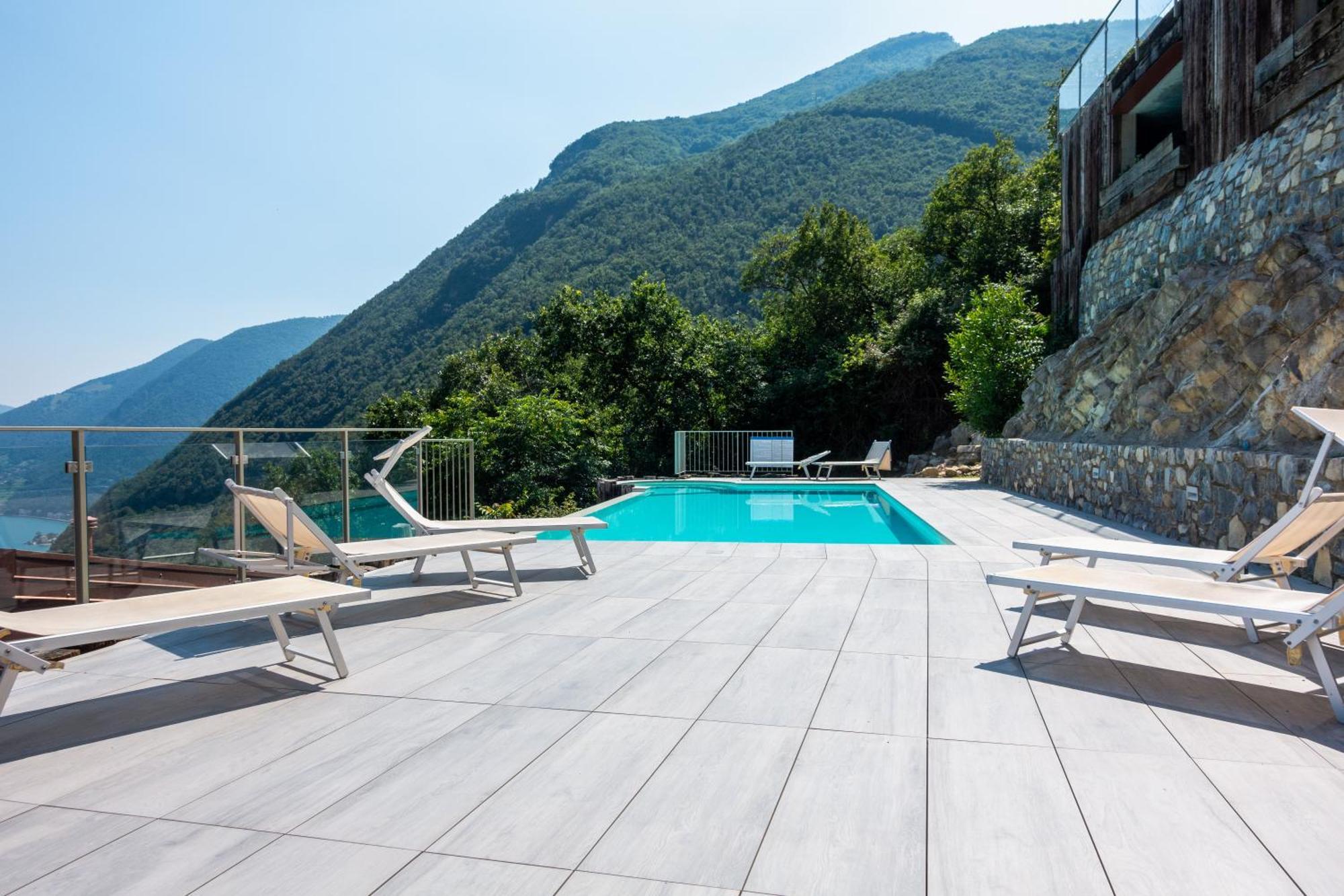 Mia Isola With Lake View, Garden And Swimming Pool Parzanica Εξωτερικό φωτογραφία